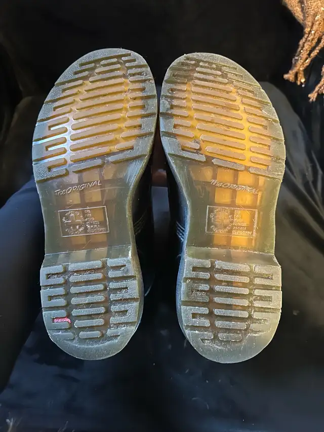 Women’s Doc Martens original 1460 size 7 in Women's - Shoes in Bedford - Image 8