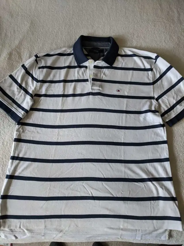 Tommy Hilfiger Striped Polo Shirt Men's XL in Men's in Oshawa / Durham Region - Image 2