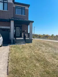 Furnished house for rent in  Barrhaven weekly utilities+internet