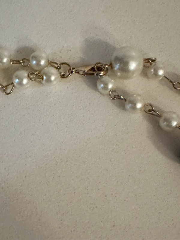 Fashion Designer Inspired Camellia Pearl Long Luxury Necklace in Jewellery & Watches in Barrie - Image 4
