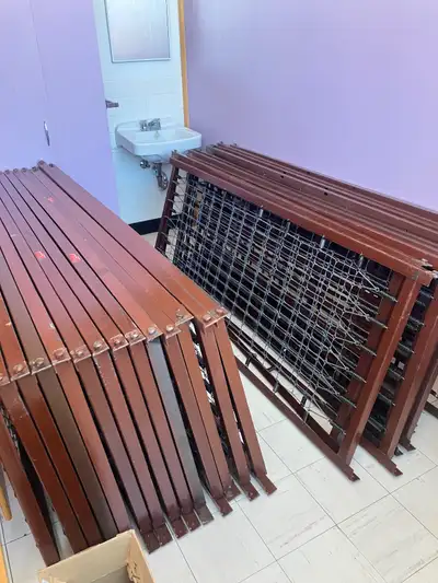 Lits complets de 30''- liquidation de dortoir, View more
