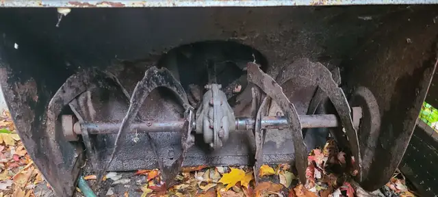 Snowblower Souffleuse Craftsman 10 HP in Snowblowers in Longueuil / South Shore - Image 7