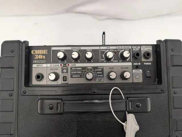 (B8340) Roland Cube 30-X Amplifier in Other in Calgary - Image 7