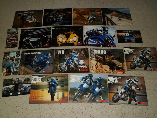 Lot of Vintage 2000's Yamaha Motorcycles color brochures in Arts & Collectibles in Markham / York Region - Image 2