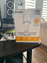 D-Link AC750 Mesh Wi-Fi Range Extender