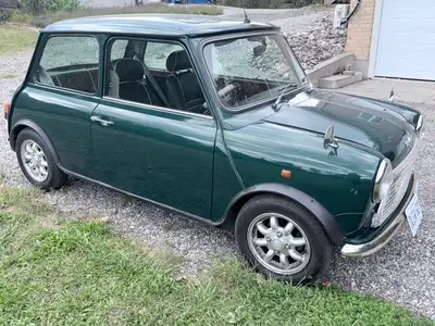 This is a genuine classic Mini: a 1998 Rover Mini Cooper imported from Japan, with only 79,500 km. I...