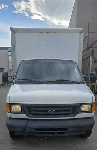 2005 Ford E450 Cutaway Cube Van 6.0L V8 OHV 32V TURBO DIESEL clean Box, Alberta Active, turn key and...