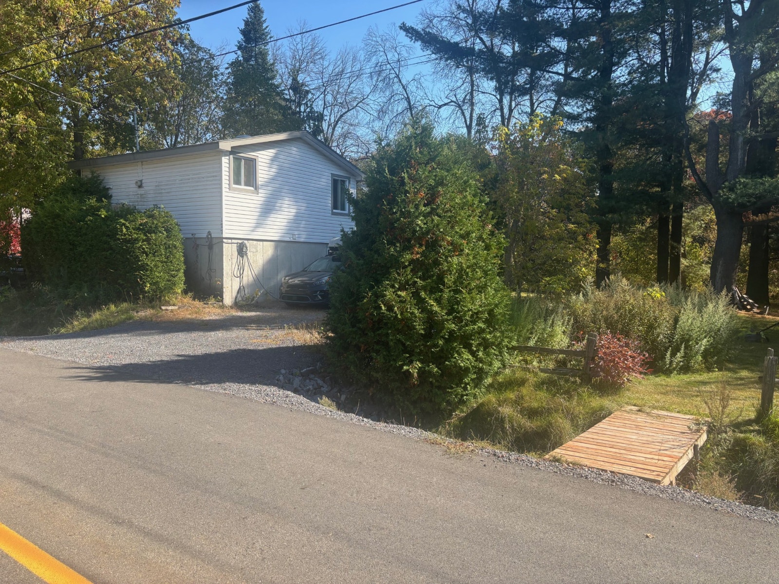 Charmante Maison à vendre sur le bord de la rivière l'Assomption — photo 2