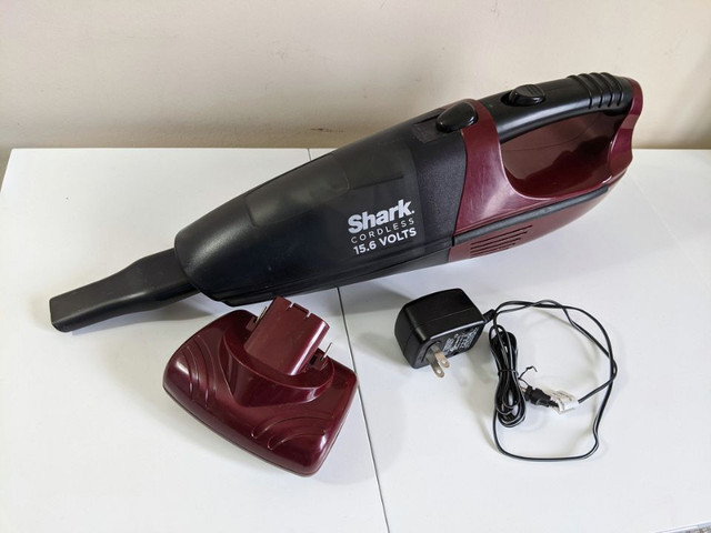 Shark Cordless Hand Vacuum in Vacuums in City of Toronto - Image 4
