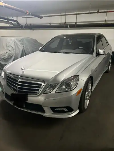 Mercedes e350 Tdi clean title AMG rims front and back camera no accident clean interio obo