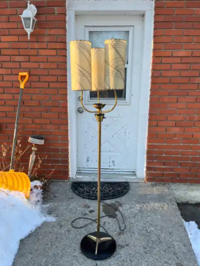 Lampe sur pied atomic vintage trois abats jours fibre de verre, View more