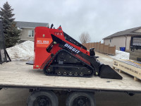 NEW MIN SKID STEER WITH SMOOTH BUCKET