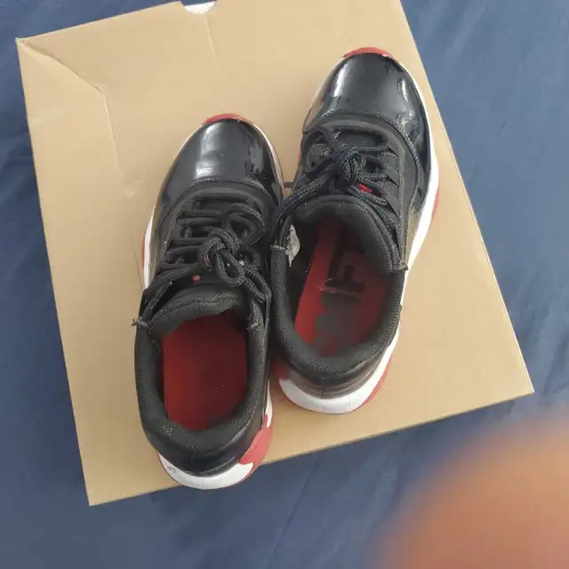 Nike Jordans in Kids & Youth in Longueuil / South Shore - Image 4