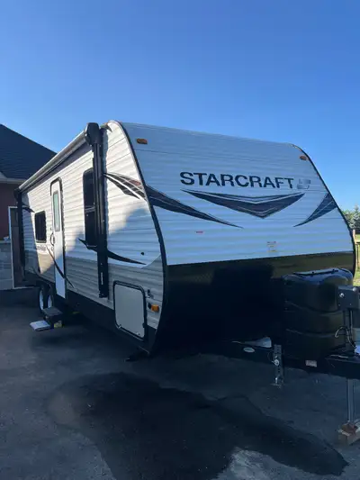 Up for sale is our 2020 Starcraft Autumn Ridge 26BH. ( no slides) We've decided we wont be using it...