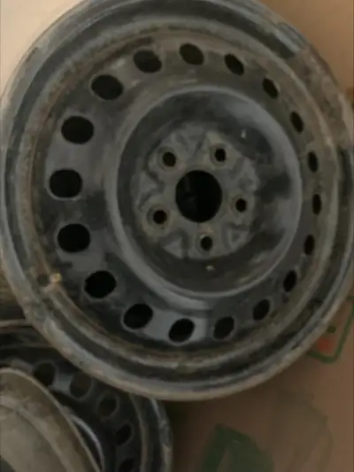 Rims for sale, good condition. Bolt pattern 5/120