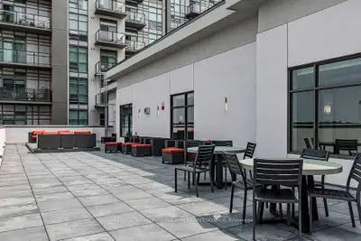 Beautiful 1 Bedroom, 1 washroom. 2nd Level Condo Unit available for lease!! With Laminate Floor Brig...