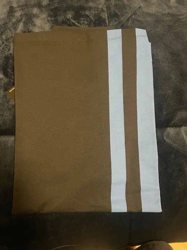 J Lindeberg Polo Brand New in Golf in London - Image 4