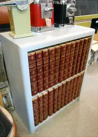 Ensemble d'Encyclopédie Britannica 1959 24 Volumes avec Meuble