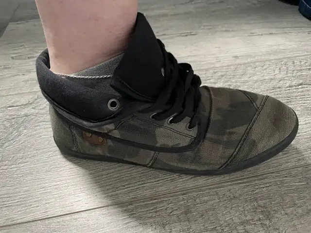 Women’s Shoes in Women's - Shoes in Barrie - Image 2