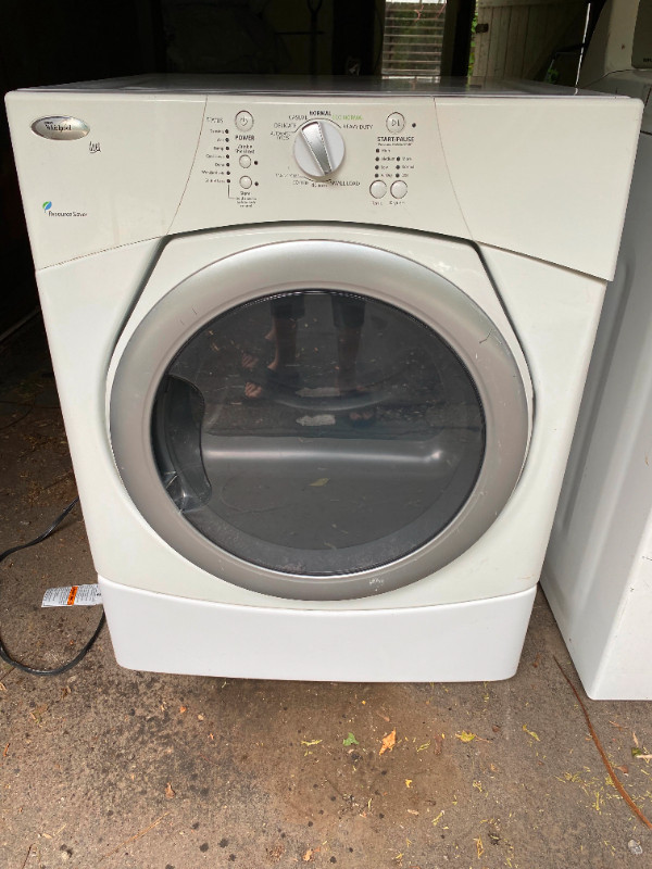 Gas Dryer excellent condition like new 250 Washers & Dryers City