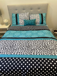 4 Piece Comforter Set (Queen)