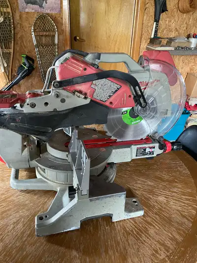 Milwaukee 12 inch compound sliding mitre saw, View more
