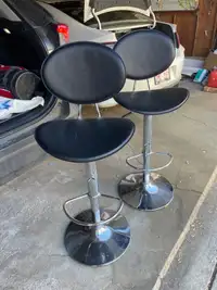 2 barstools for sale 80$ for both 