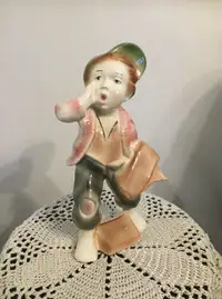Vintage newsboy garcon journaux statue figurine