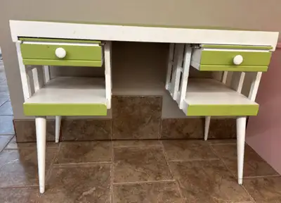 kids desk, View more