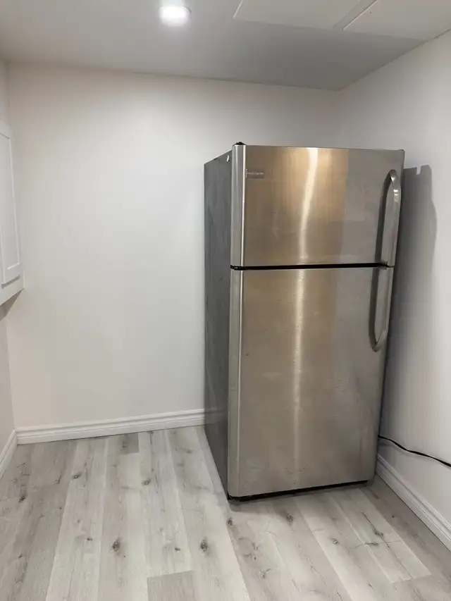 2 Bedroom house available for rent in Whitby, Williamsburg in Long Term Rentals in Oshawa / Durham Region - Image 6
