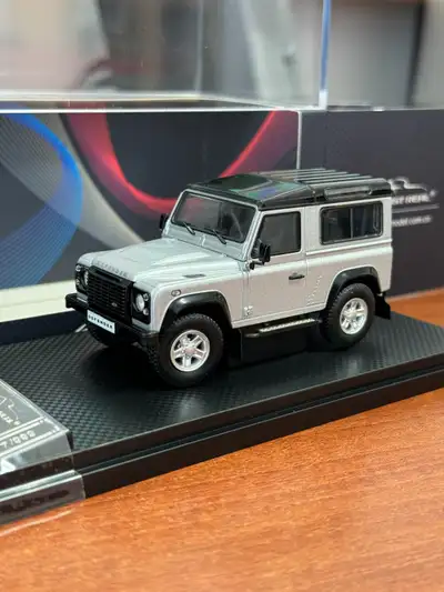 Almost Real 1/43 Land Rover Defender 90 2014. Silver. New, View more