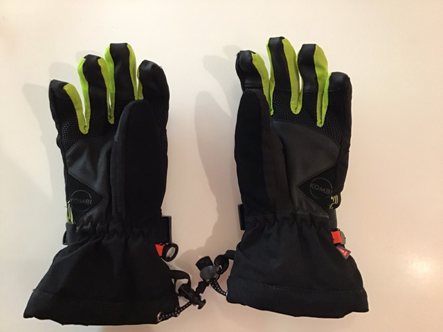 KOMBI junior ski gloves in Ski in Oakville / Halton Region - Image 2