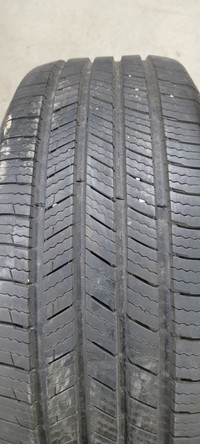 One brand new Michelin Defender tire 225 55 17