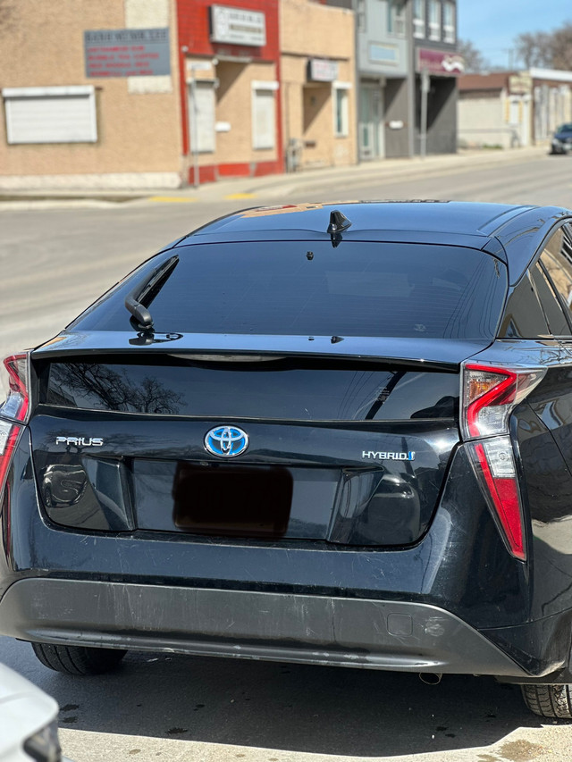 Toyota Prius  in Cars & Trucks in Winnipeg - Image 3