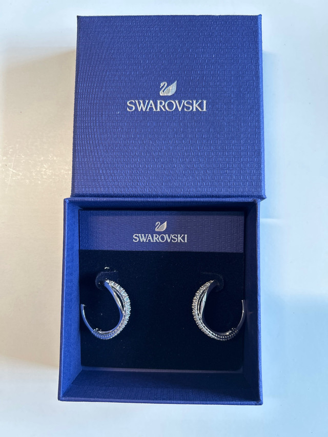 Swarovski earrings dans Bijoux et montres  à Laval/Rive Nord - Image 3