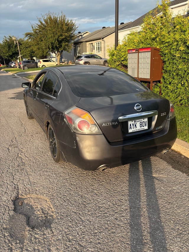 2011 Nissan Altima 2.5 — photo 2