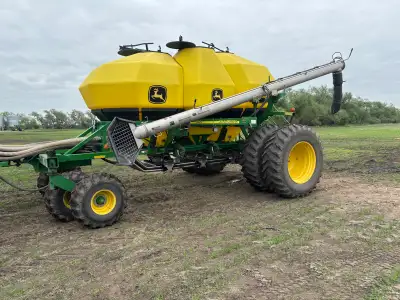 2010 John Deere 1910 430 Air Tank The metering system has been completely rebuilt with Romafa stainl...