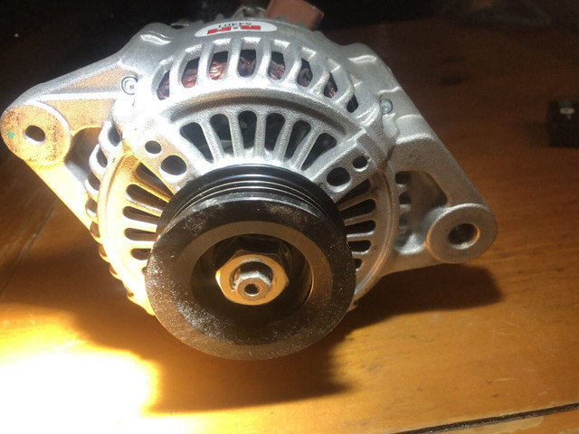 toyota echo alternator / Alternator et installation total dans Moteur, Pièces de Moteur  à Ville de Montréal - Image 3