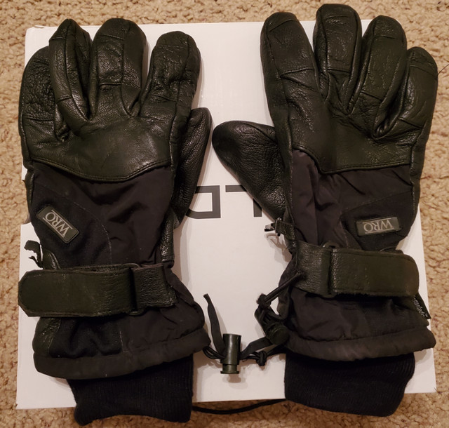 Motorcycle gloves in Motorcycle Parts & Accessories in Markham / York Region