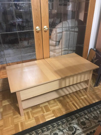 Excellent condition Coffee table with storage for sale 