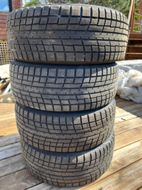 4 pneus d'hiver 205 / 55 R16 Michelin ice GUARD iG52c