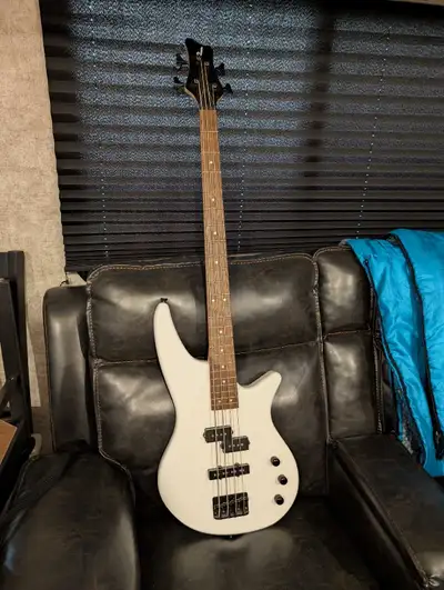 Jackson Bass Guitar, View more
