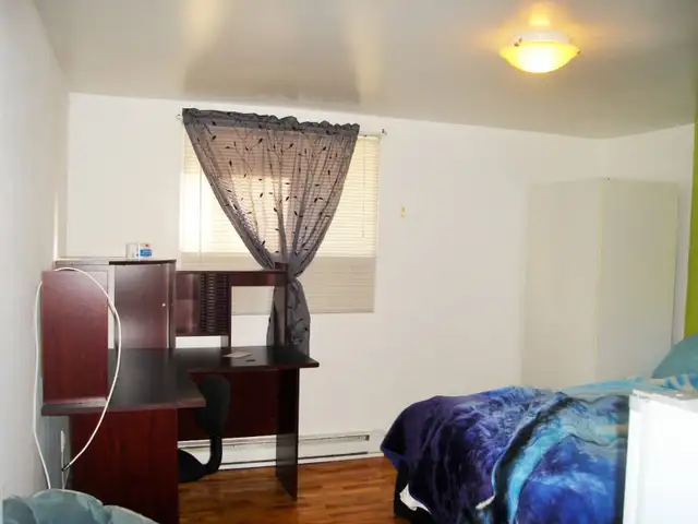 A côté Cégep Ste-Foy, Garneau et Université pour étudiant(e)