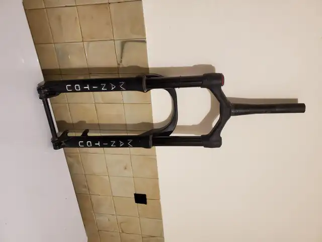 Manitou Mastodon Fatbike Suspension Fork. in Mountain in London - Image 2