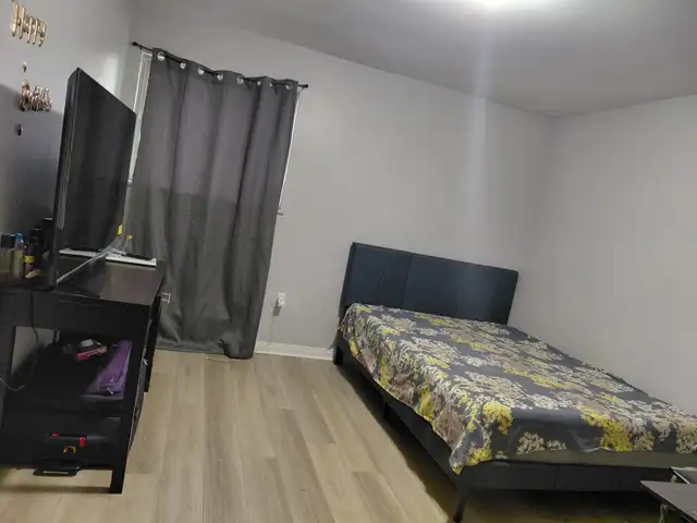 Masterroom for rent in Nova Scotia in Canada - Image 2