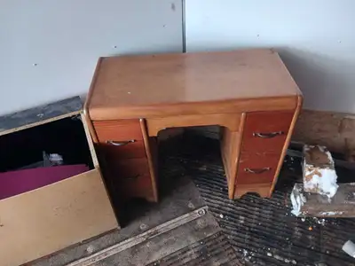 Cute little desk, View more