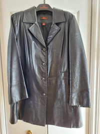 Manteau de cuir noir