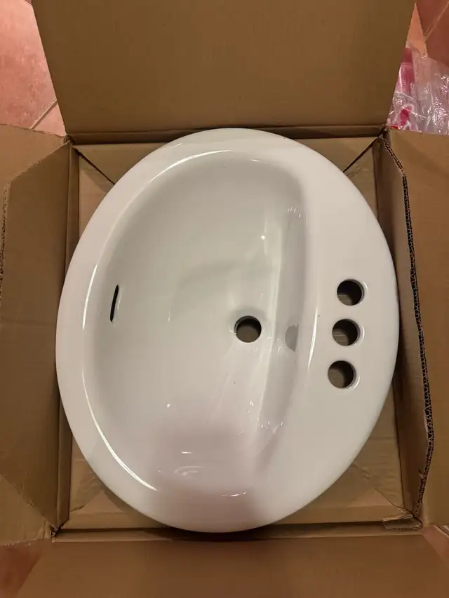 Brand New Drop-In Bathroom Sink – 20.2” x 17.1” / in Bathwares in Gatineau - Image 4