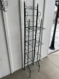 Green metal plant stand 