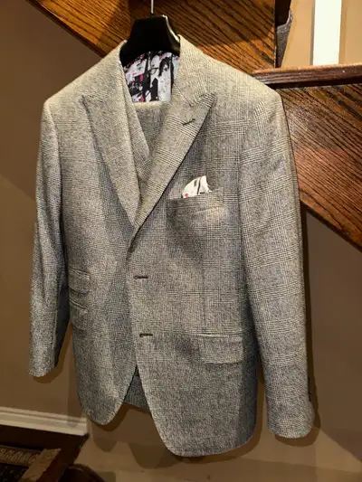 Custom Tailor, View more